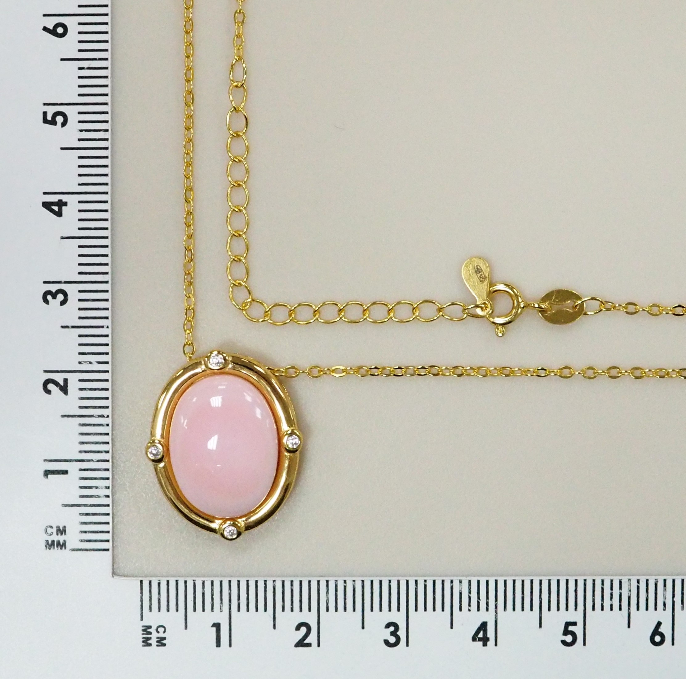 Серебряная подвеска с кораллом на цепи